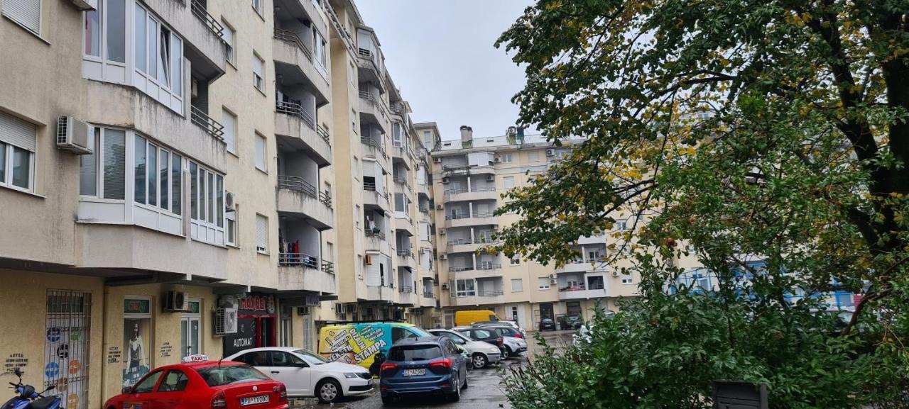 Apartman Velimir Stari Aerodrom Podgorica Buitenkant foto