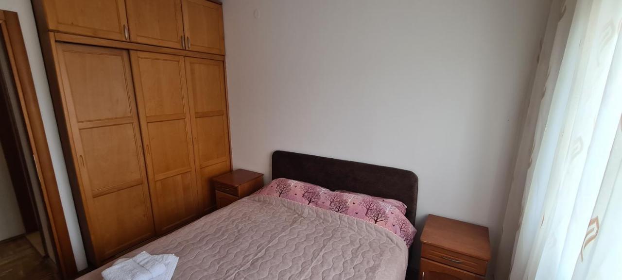 Apartman Velimir Stari Aerodrom Podgorica Buitenkant foto