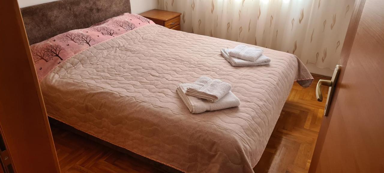 Apartman Velimir Stari Aerodrom Podgorica Buitenkant foto
