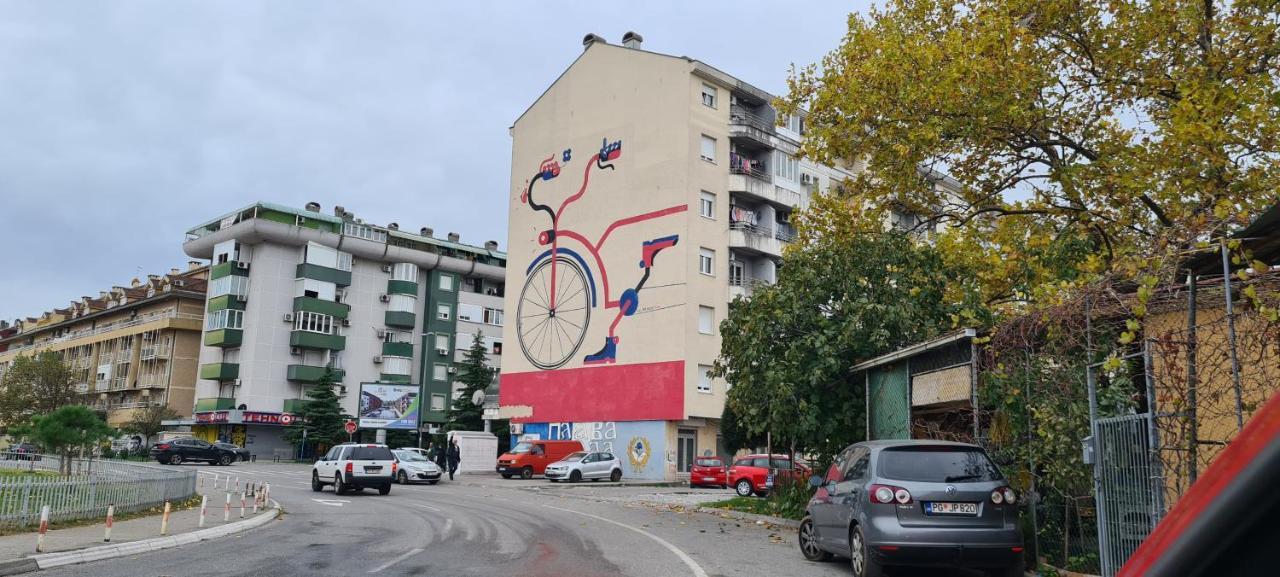 Apartman Velimir Stari Aerodrom Podgorica Buitenkant foto