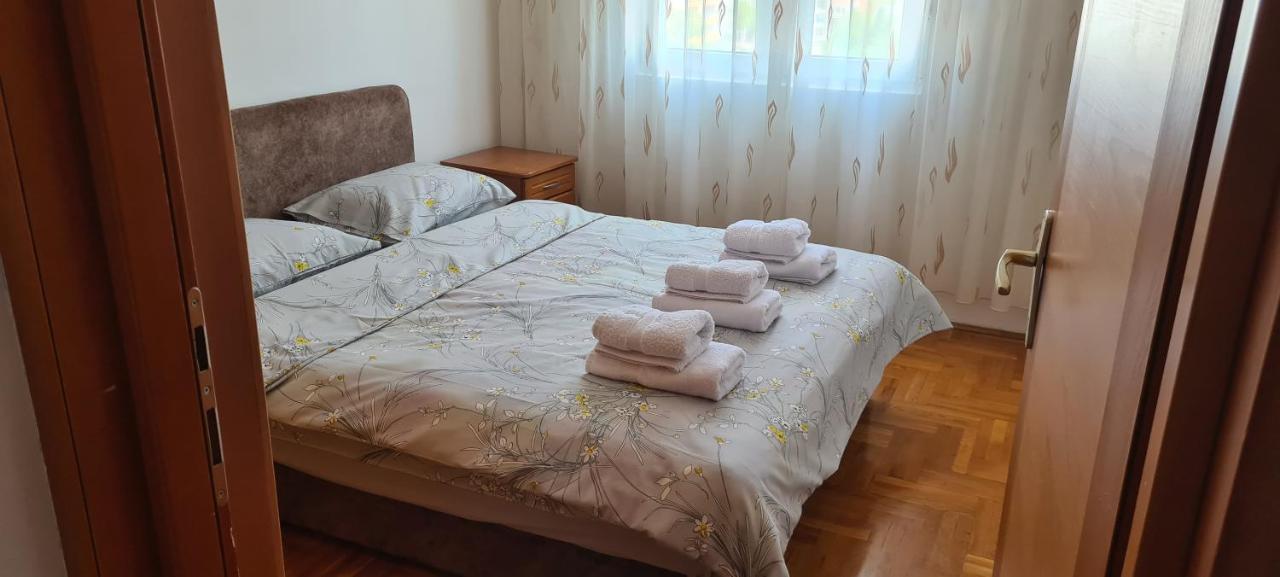 Apartman Velimir Stari Aerodrom Podgorica Buitenkant foto